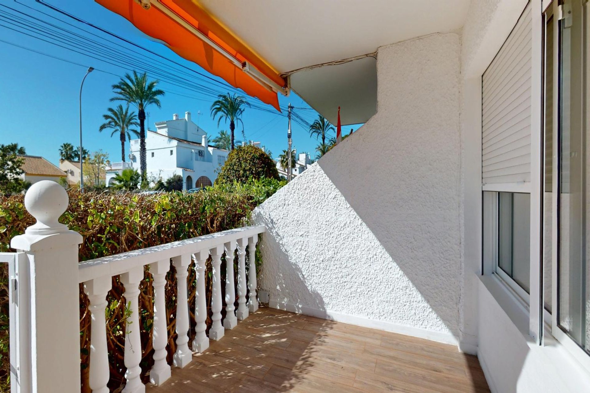 Resale - Bungalow -
Orihuela Costa - Costa Blanca
