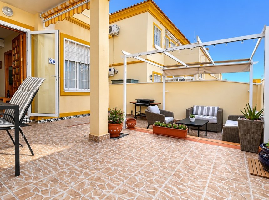 Resale - Bungalow -
Orihuela Costa - Costa Blanca