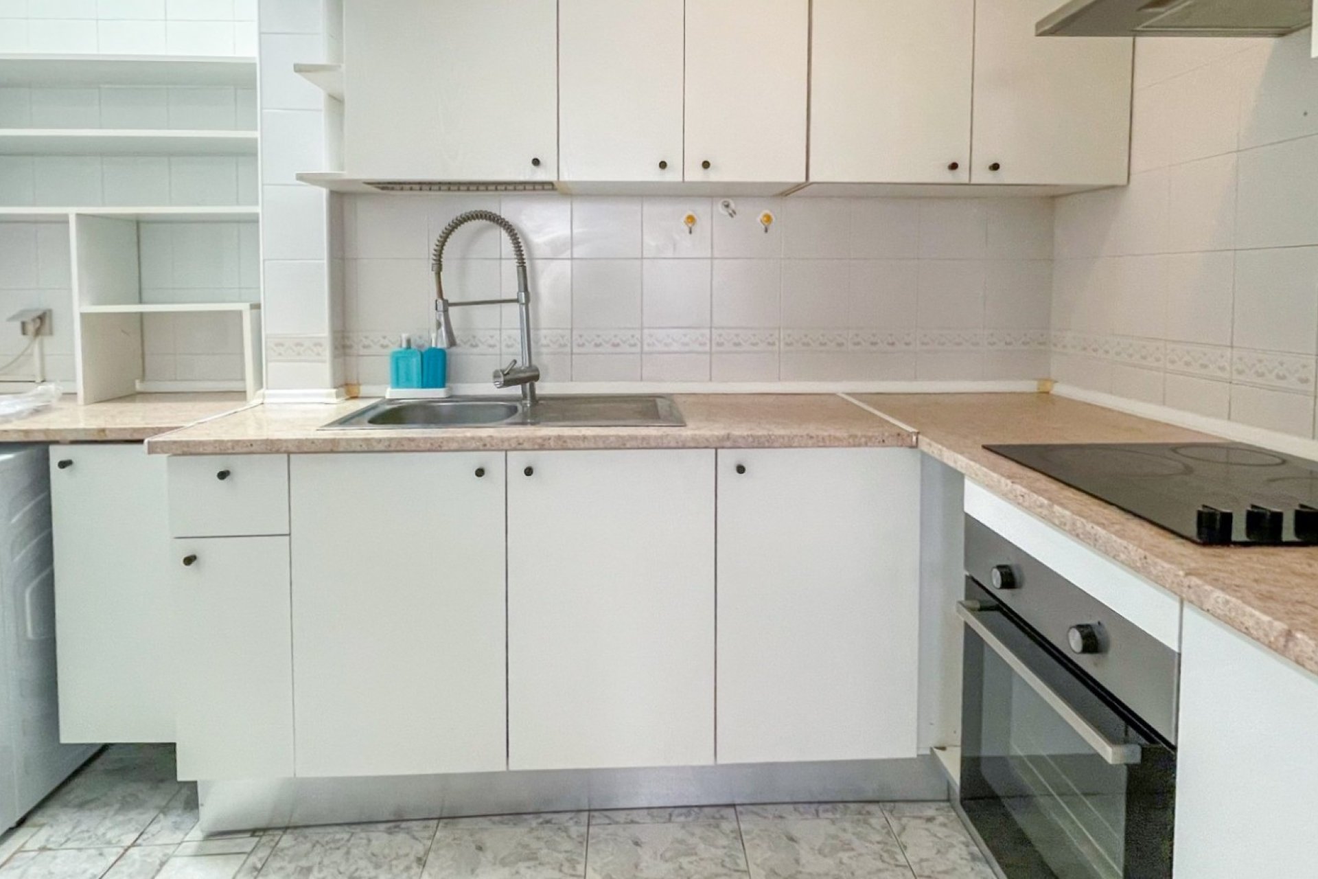 Resale - Bungalow -
Orihuela Costa - Costa Blanca