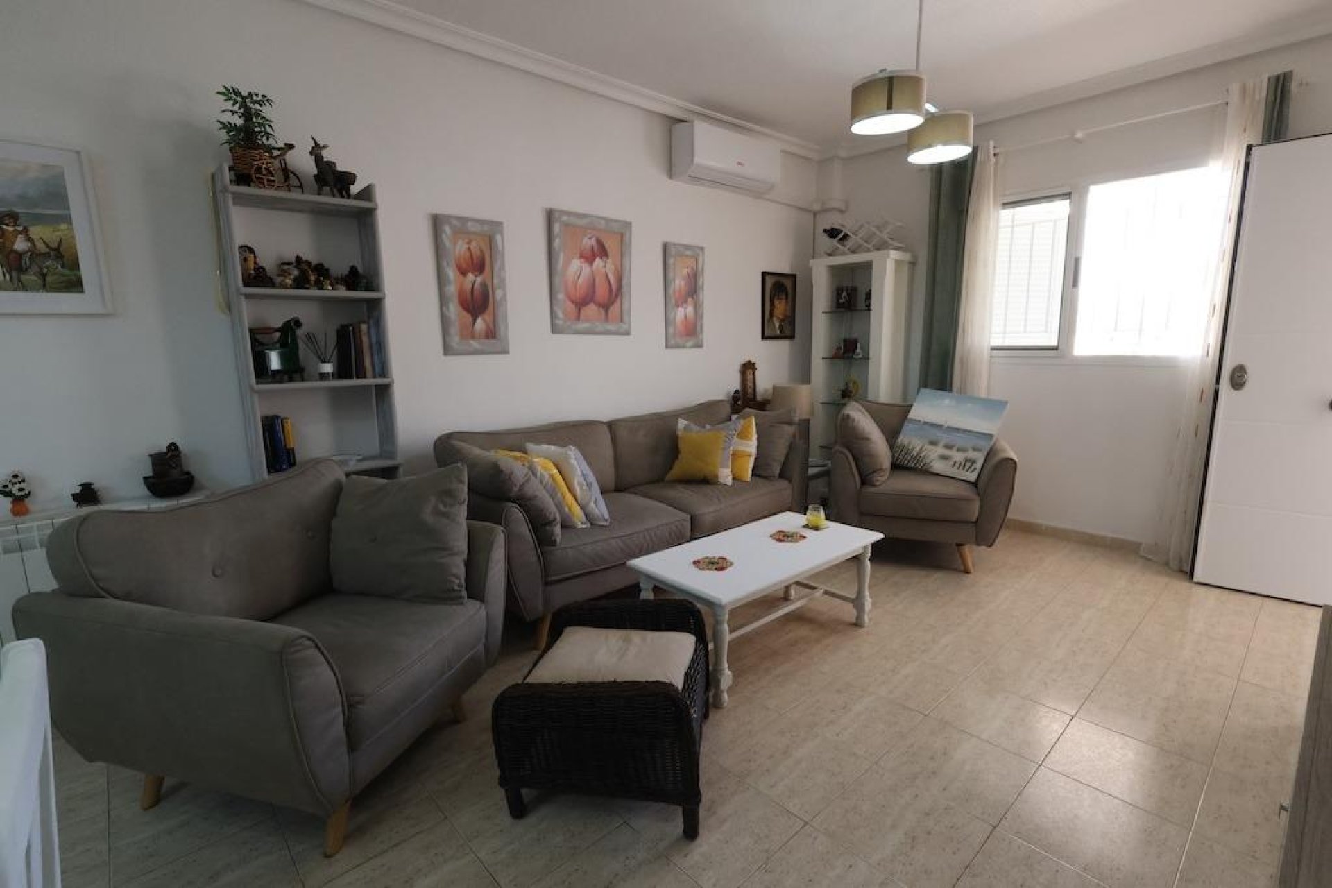 Resale - Bungalow -
Orihuela Costa - Costa Blanca