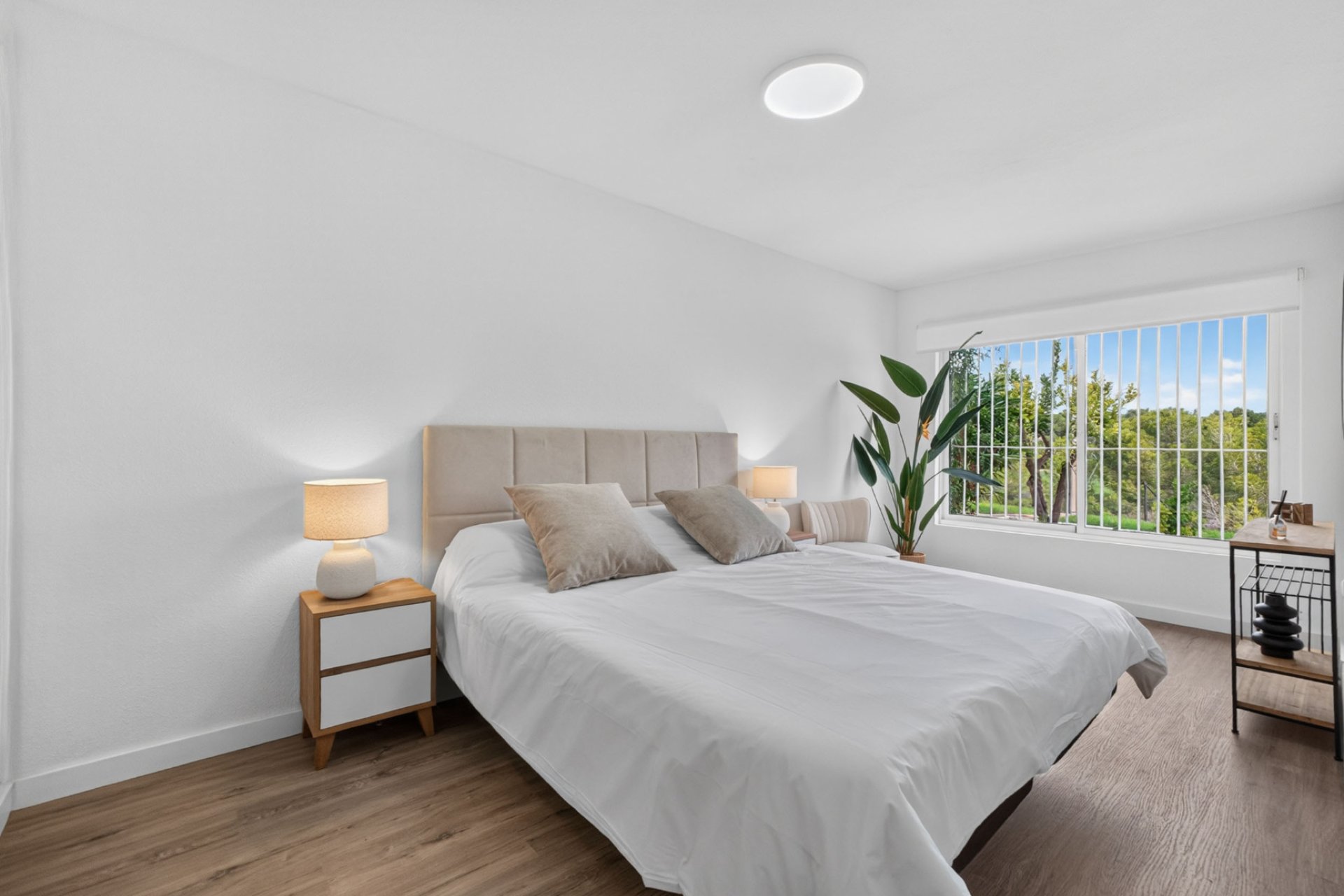 Resale - Bungalow -
Orihuela Costa - Costa Blanca