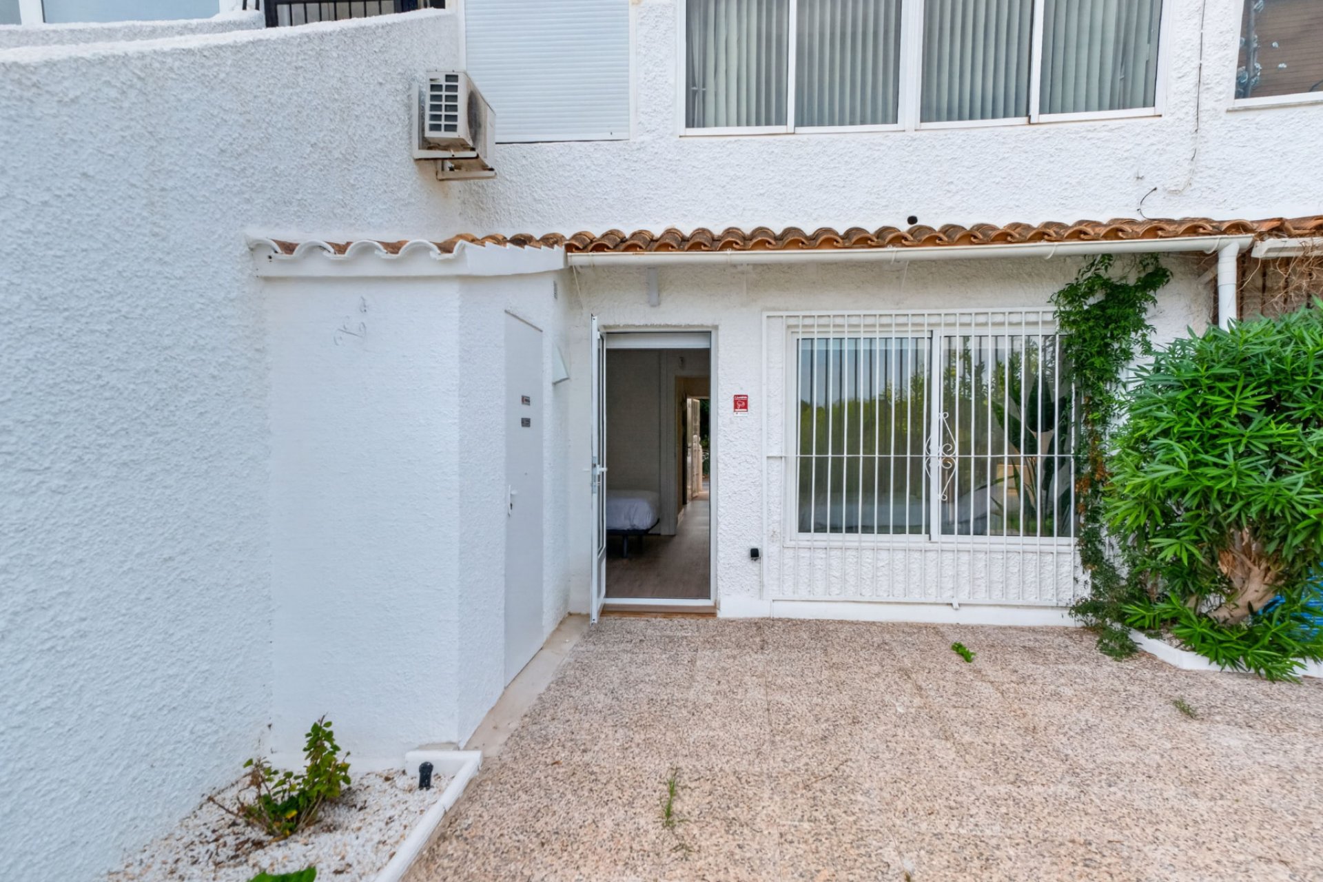 Resale - Bungalow -
Orihuela Costa - Costa Blanca