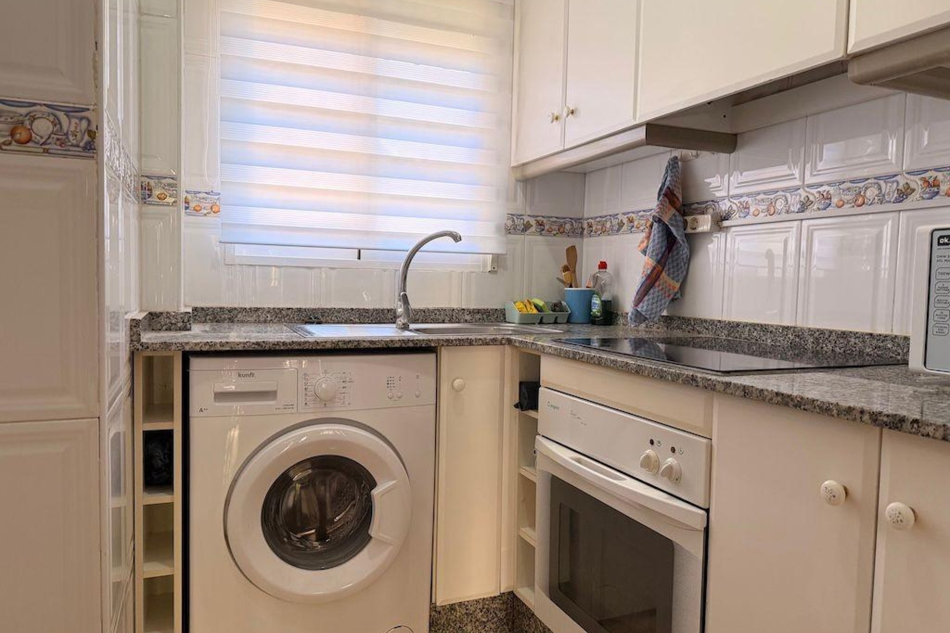 Resale - Bungalow -
Orihuela Costa - Costa Blanca