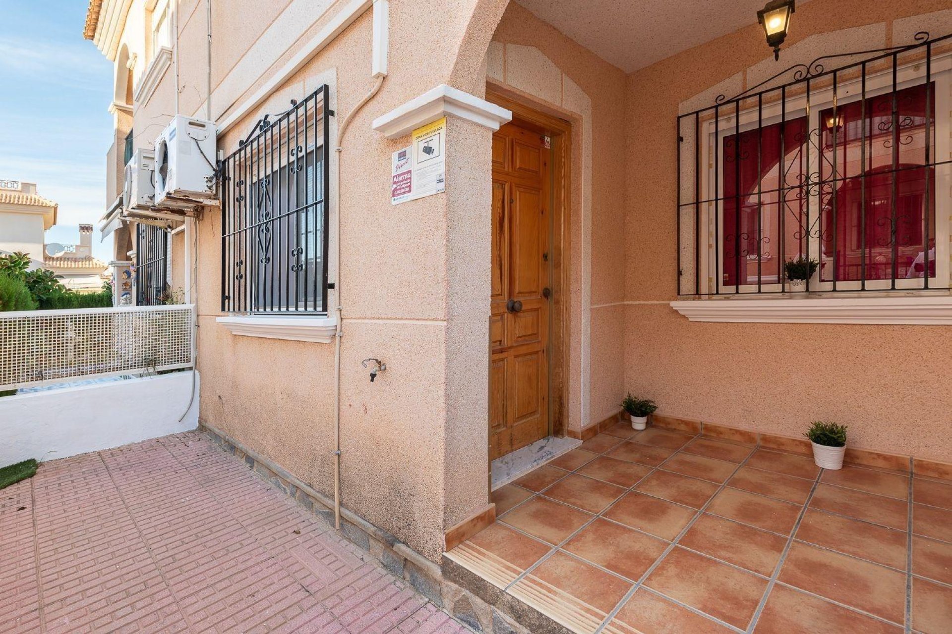 Resale - Bungalow -
Orihuela Costa - La Regia