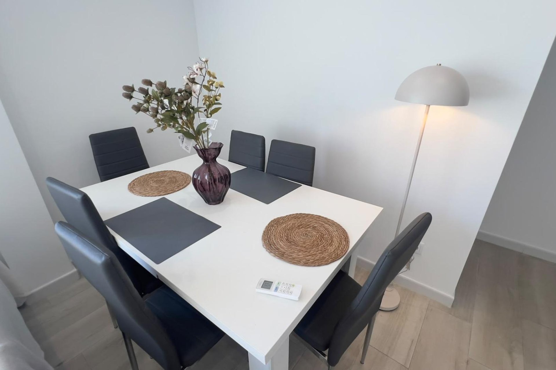 Resale - Bungalow -
Orihuela Costa - La Regia