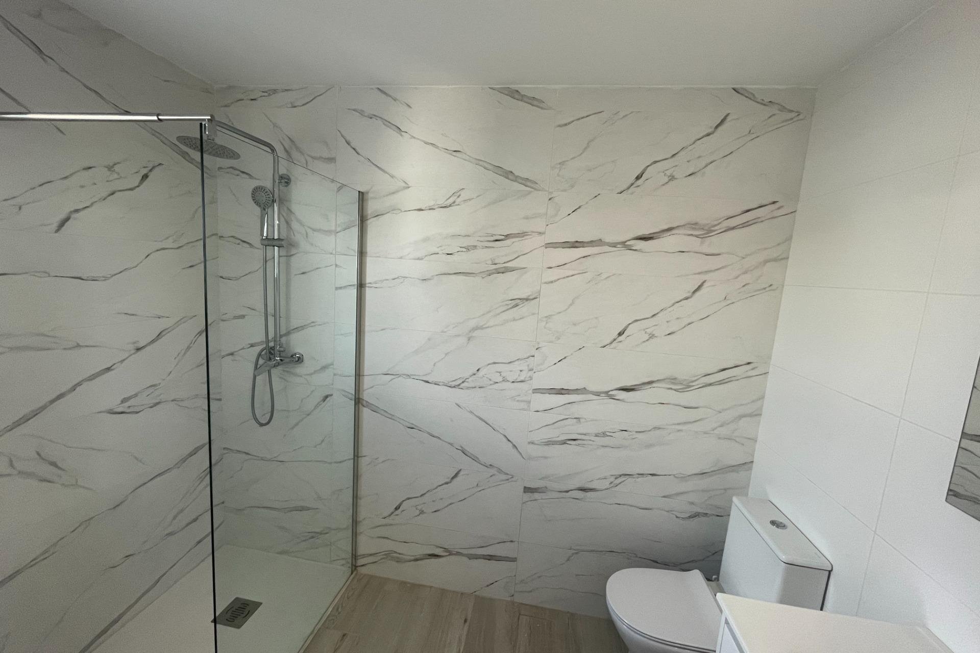 Resale - Bungalow -
Orihuela Costa - La Regia