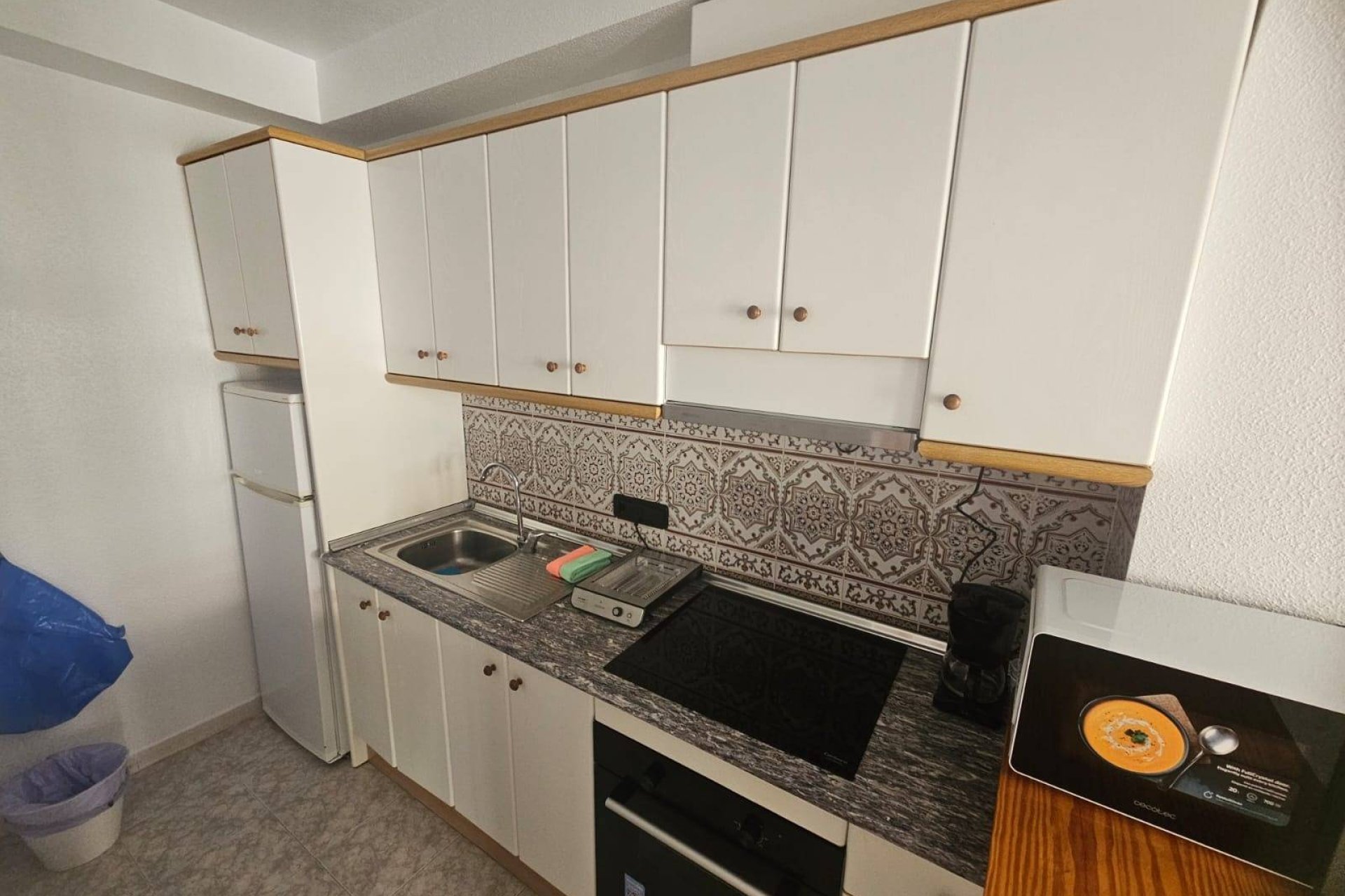 Resale - Bungalow -
Orihuela Costa - La Zenia