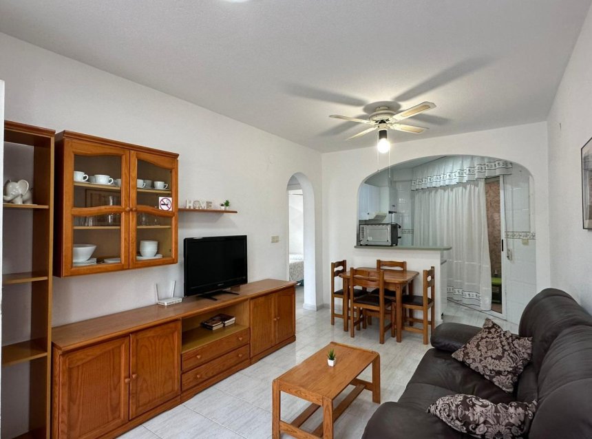 Resale - Bungalow -
Orihuela Costa - Los Almendros-la Florida