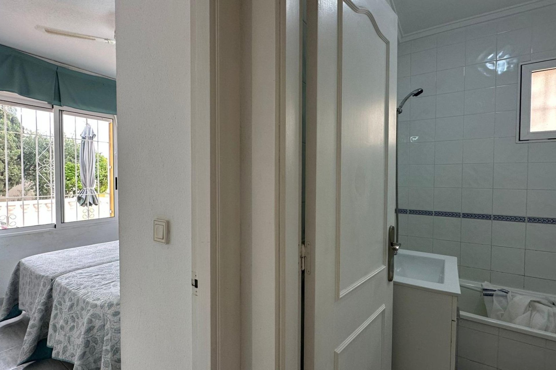 Resale - Bungalow -
Orihuela Costa - Los Almendros-la Florida