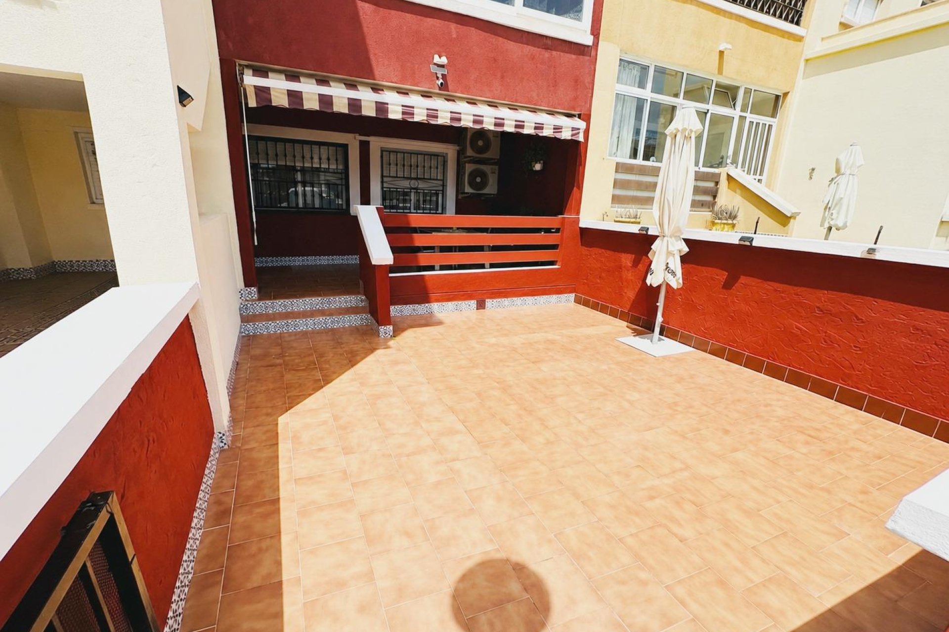 Resale - Bungalow -
Orihuela Costa - Los Altos