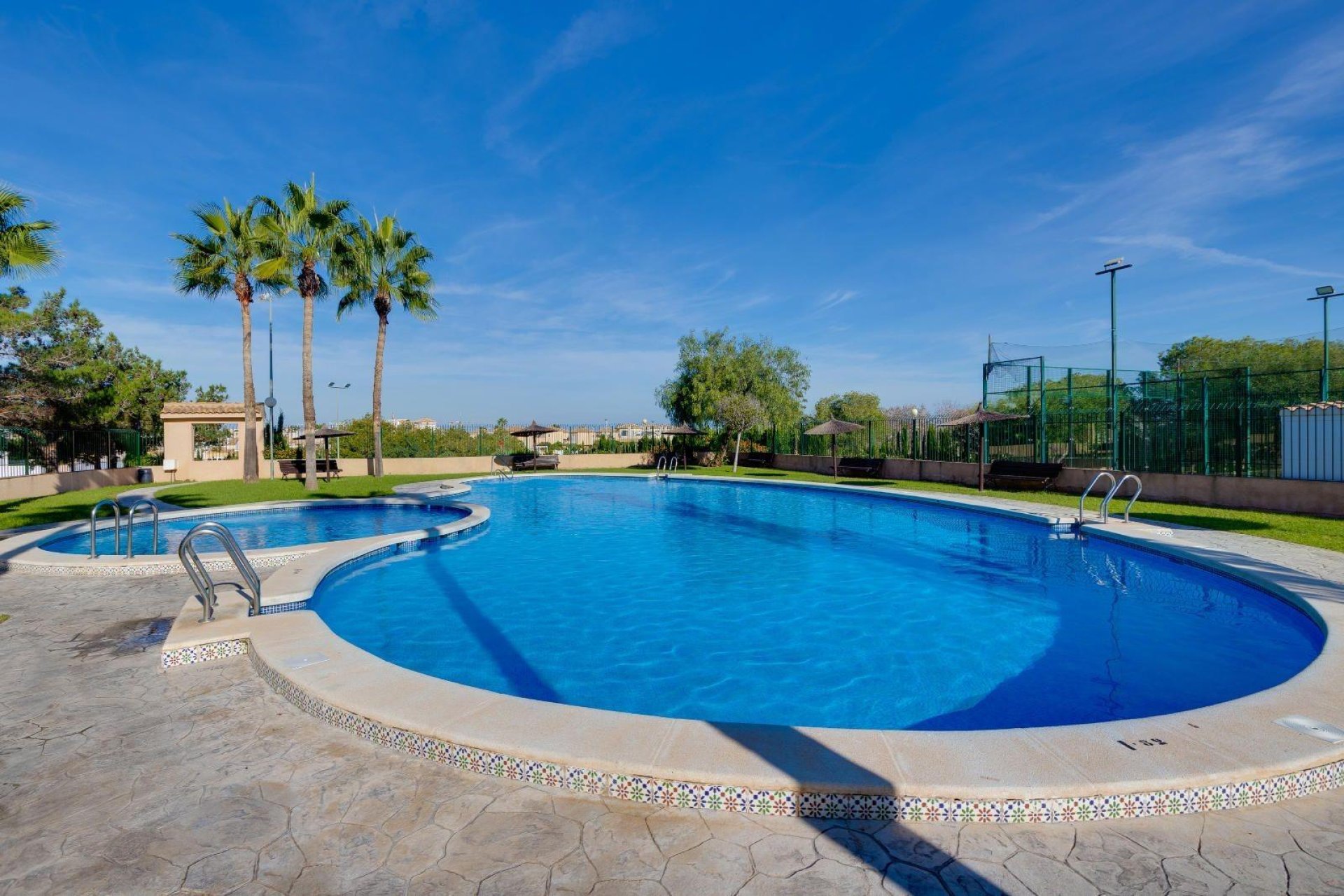 Resale - Bungalow -
Orihuela Costa - Los Altos