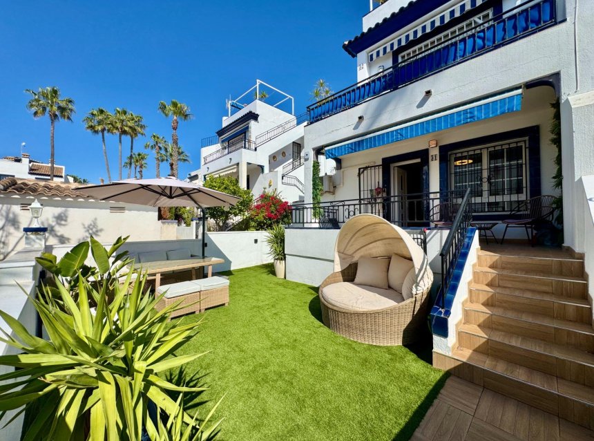 Resale - Bungalow -
Orihuela Costa - Villamartín-las Filipinas