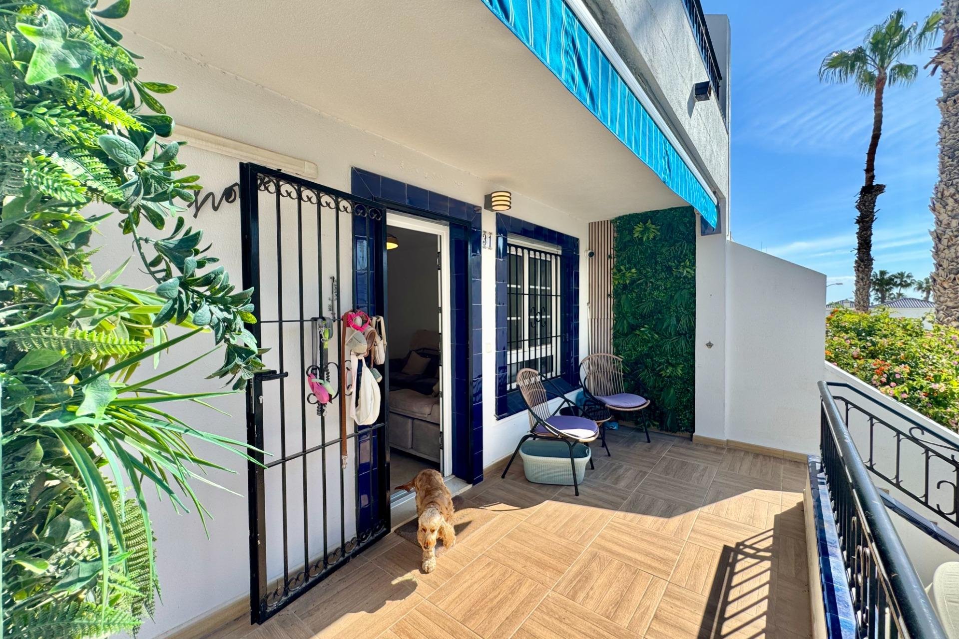 Resale - Bungalow -
Orihuela Costa - Villamartín-las Filipinas