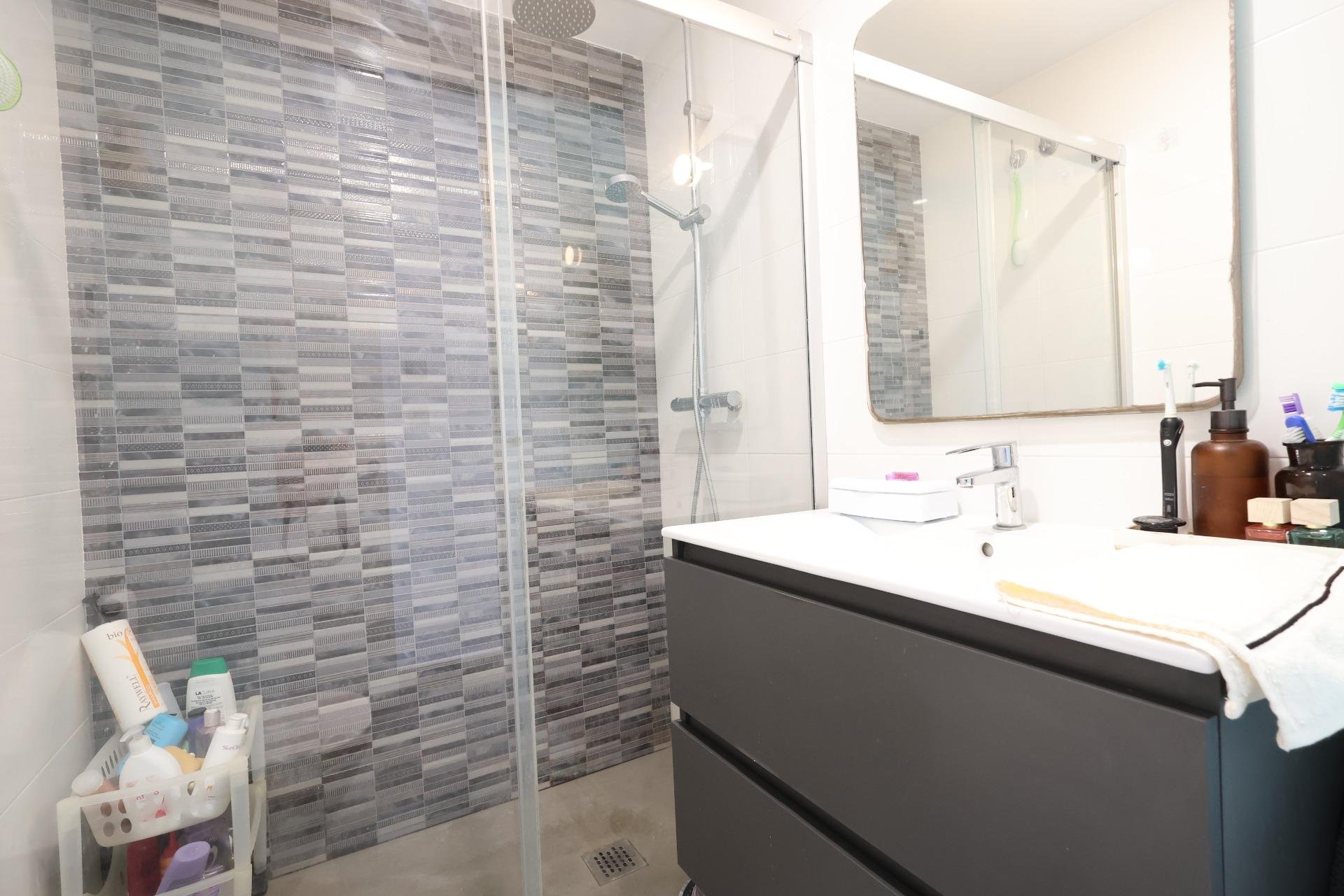 Resale - Bungalow -
Pilar de la Horadada - Costa Blanca