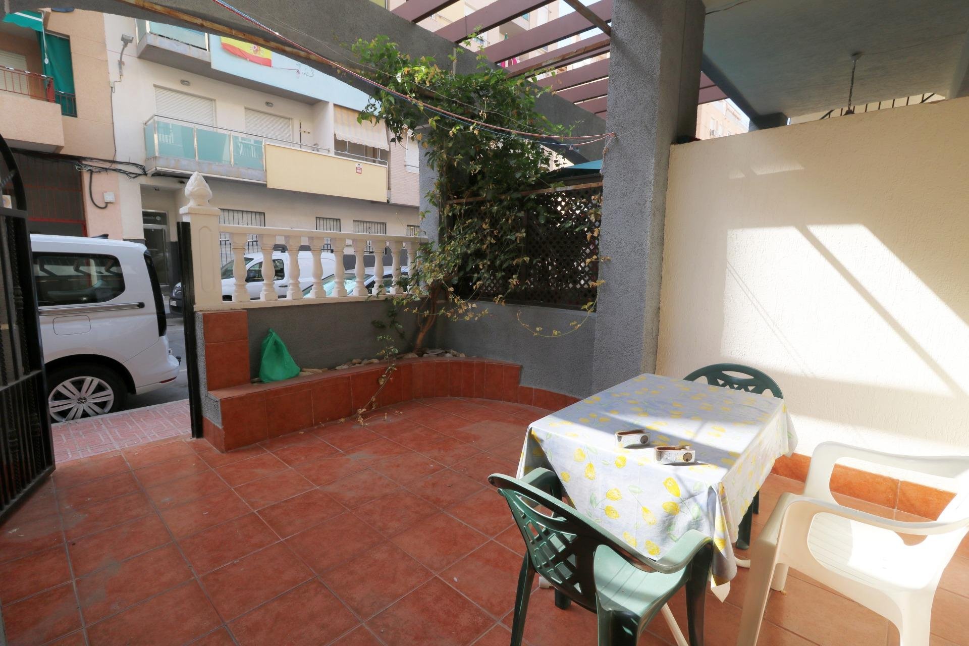Resale - Bungalow -
Torrevieja - Acequion