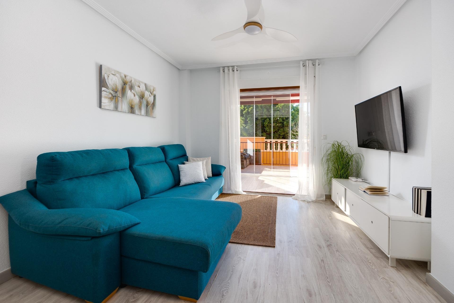 Resale - Bungalow -
Torrevieja - Aguas Nuevas