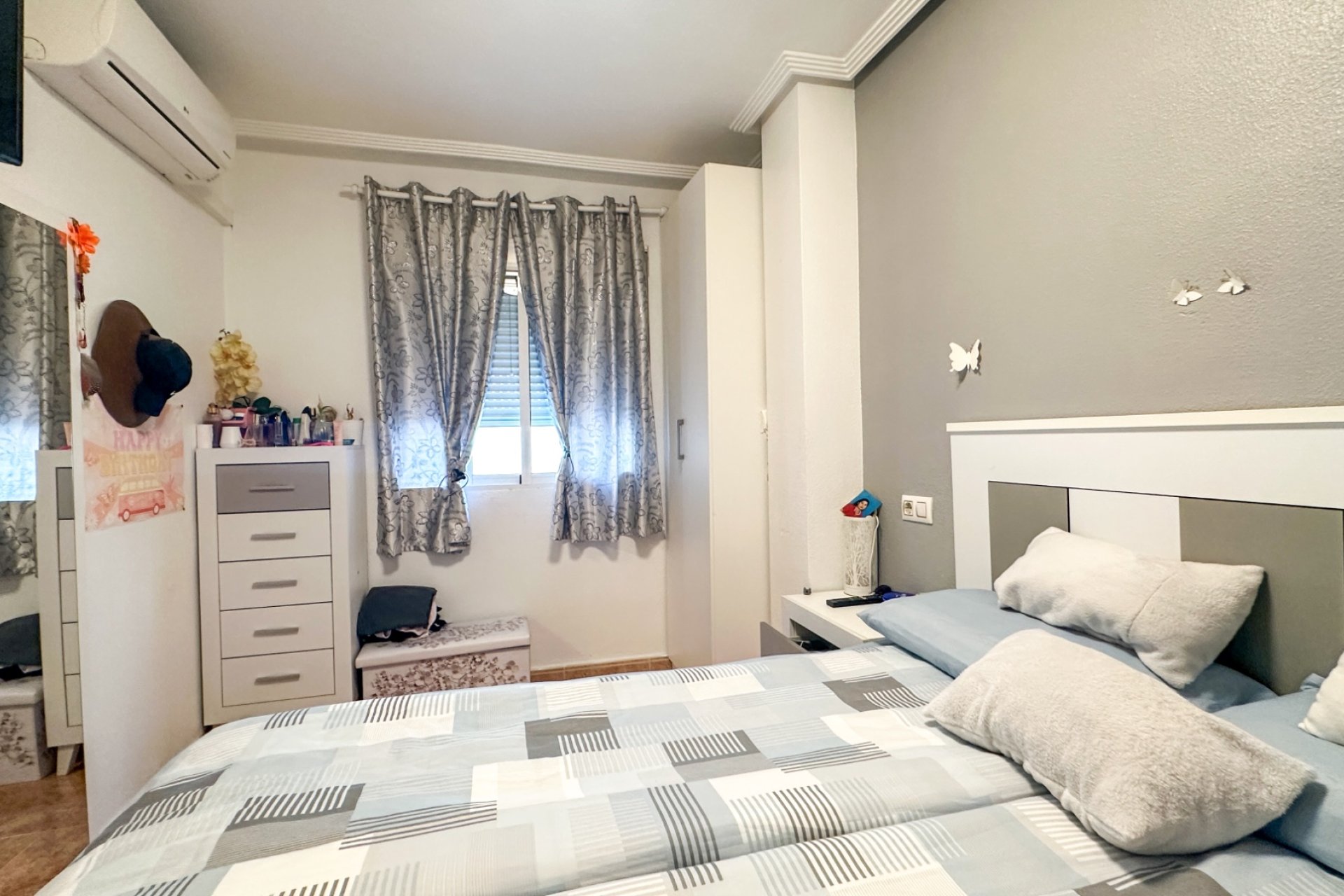 Resale - Bungalow -
Torrevieja - Costa Blanca