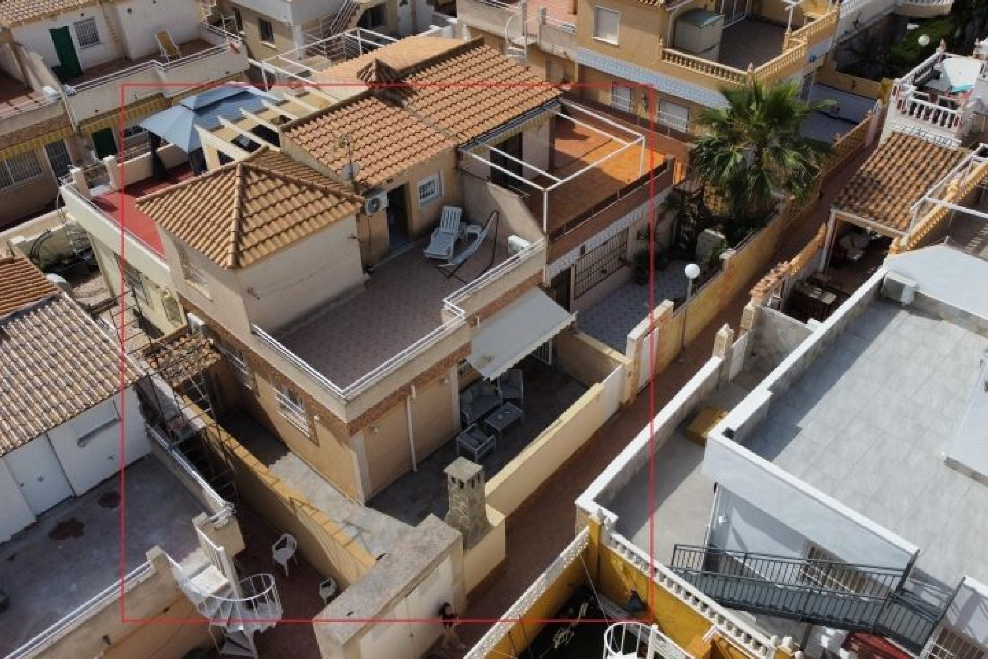Resale - Bungalow -
Torrevieja - Costa Blanca