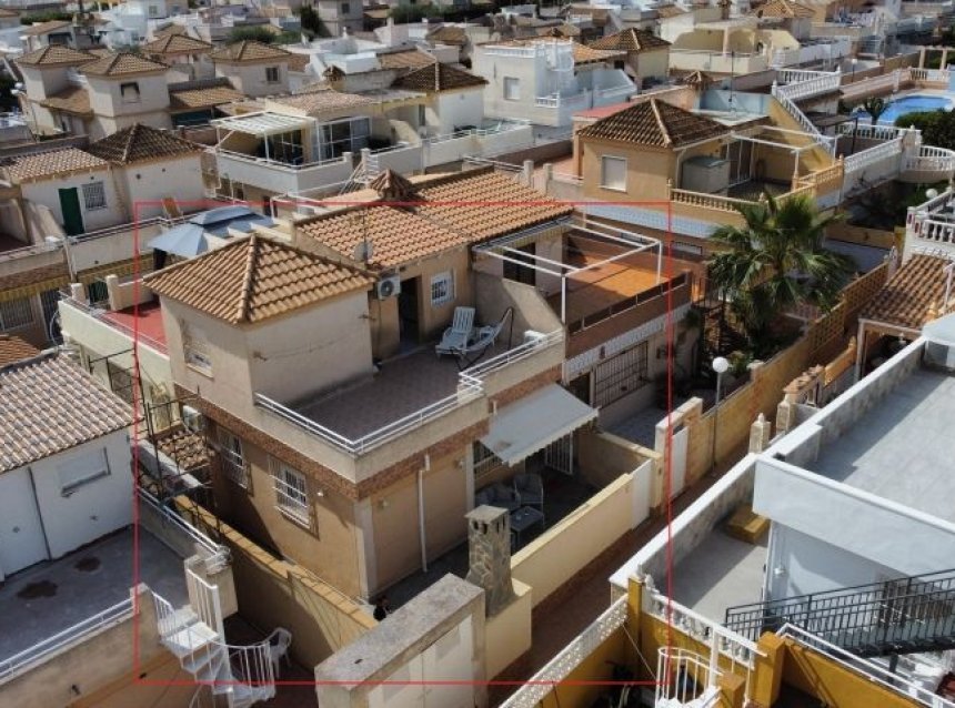 Resale - Bungalow -
Torrevieja - Costa Blanca