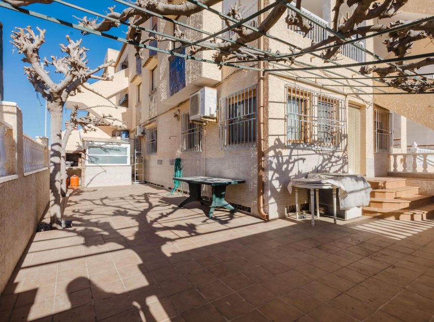 Resale - Bungalow -
Torrevieja - Costa Blanca