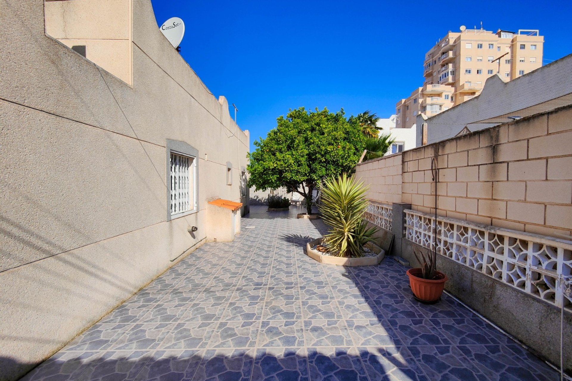 Resale - Bungalow -
Torrevieja - Costa Blanca