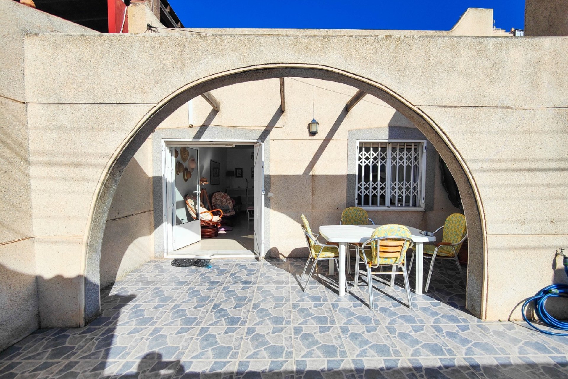 Resale - Bungalow -
Torrevieja - Costa Blanca