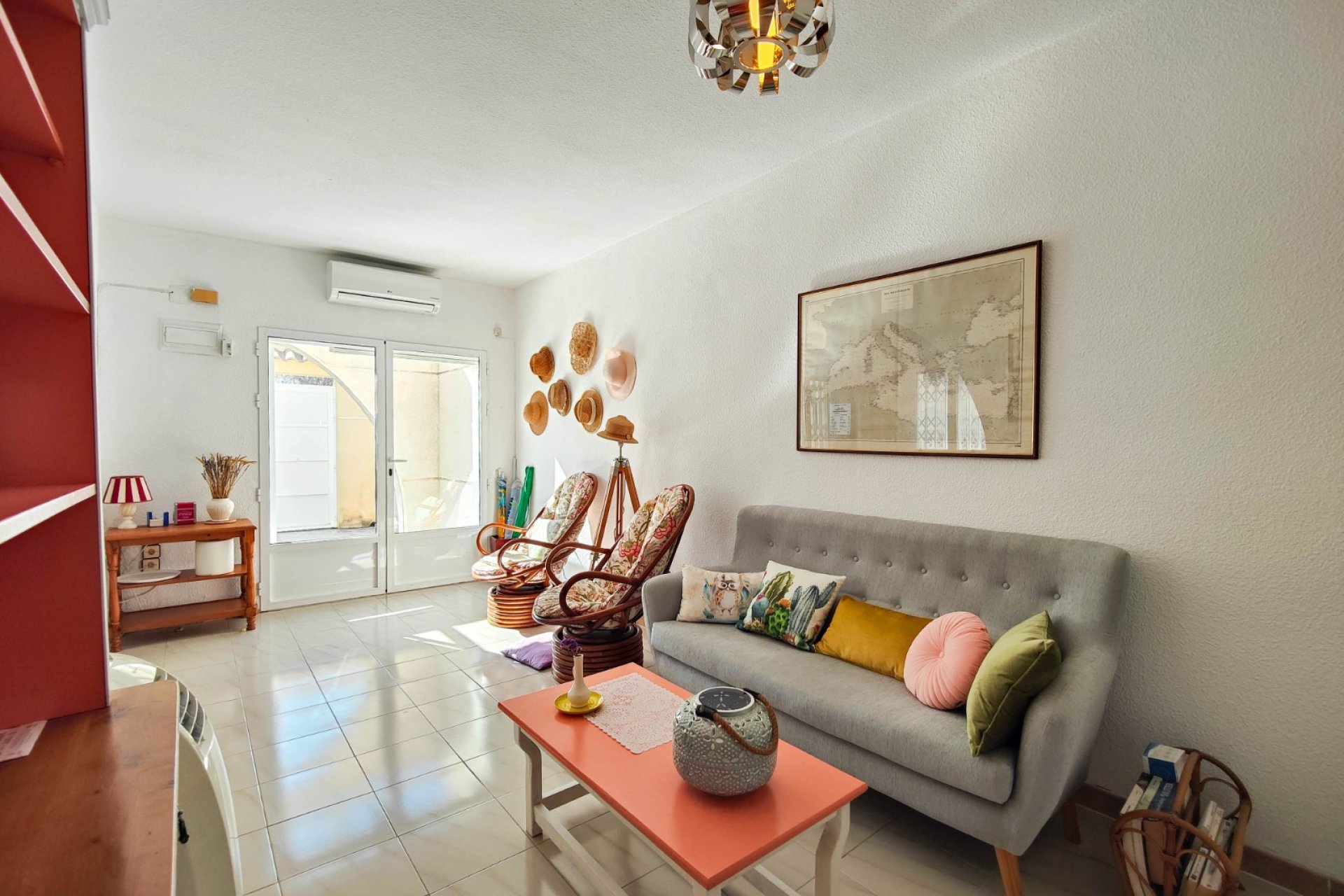 Resale - Bungalow -
Torrevieja - Costa Blanca