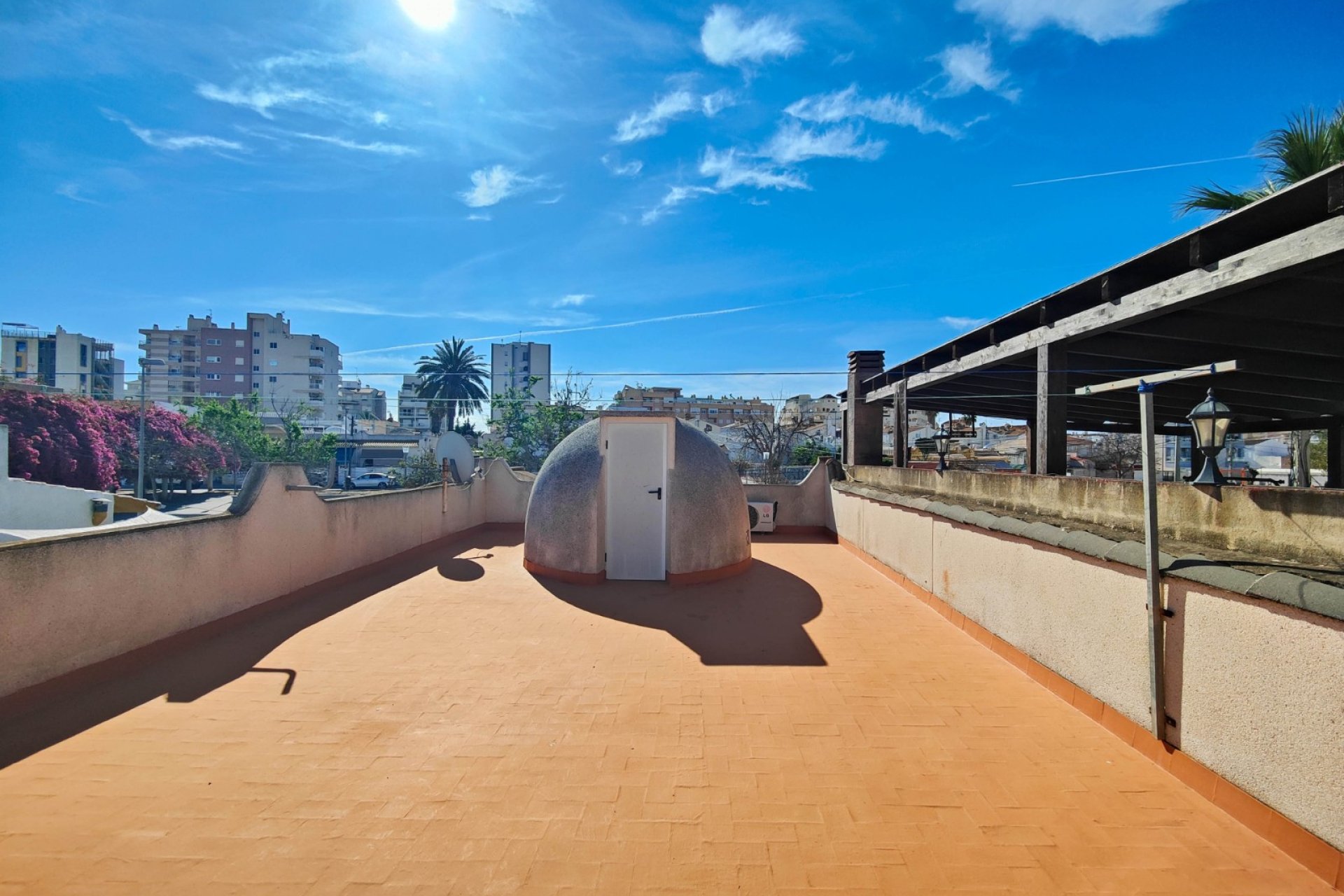 Resale - Bungalow -
Torrevieja - Costa Blanca