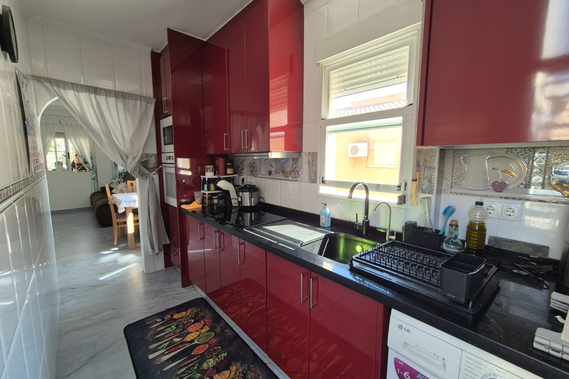 Resale - Bungalow -
Torrevieja - Costa Blanca