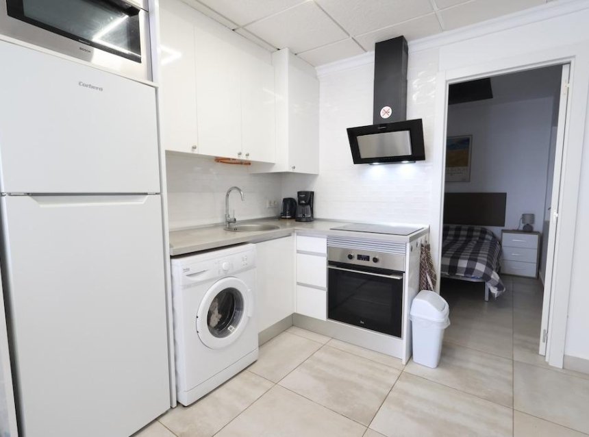 Resale - Bungalow -
Torrevieja - Costa Blanca