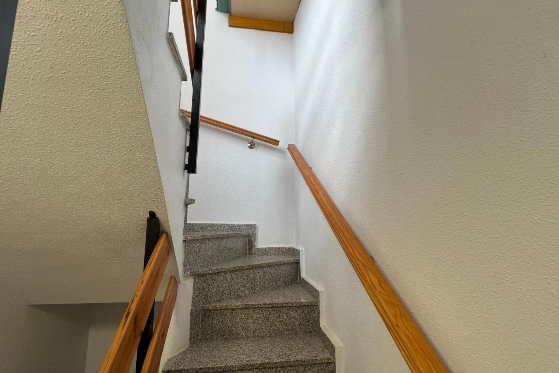 Resale - Bungalow -
Torrevieja - Costa Blanca