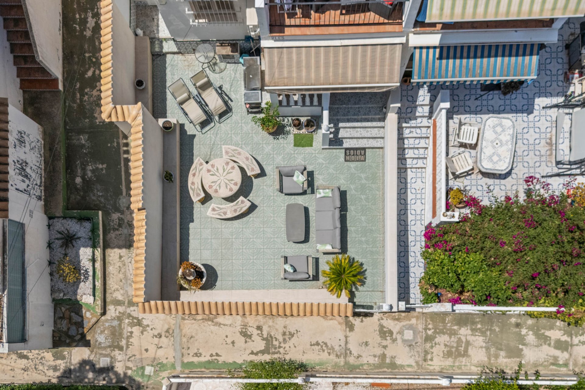 Resale - Bungalow -
Torrevieja - Costa Blanca