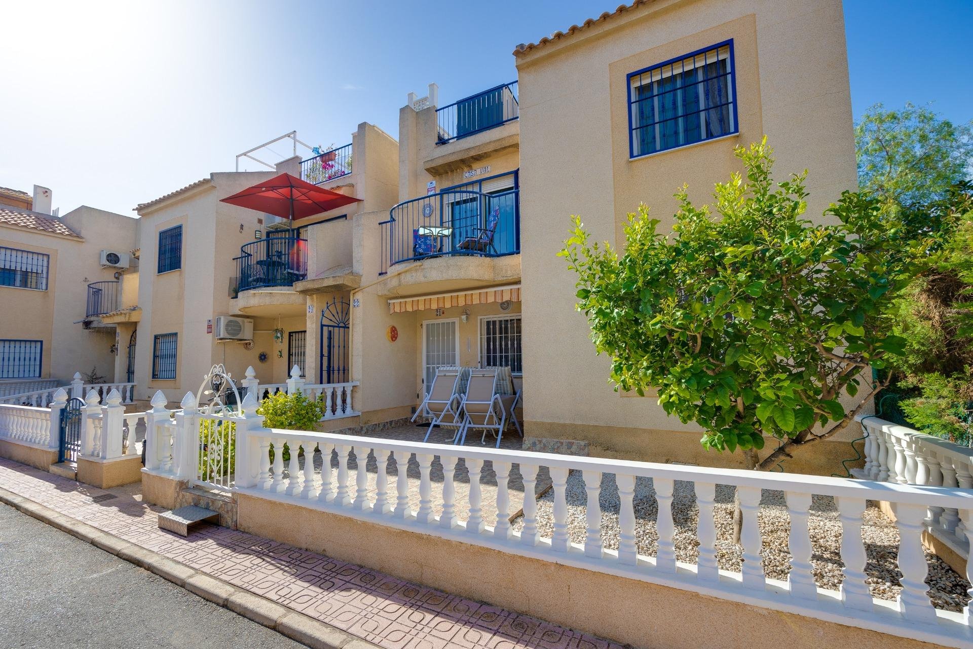 Resale - Bungalow -
Torrevieja - El Chaparral