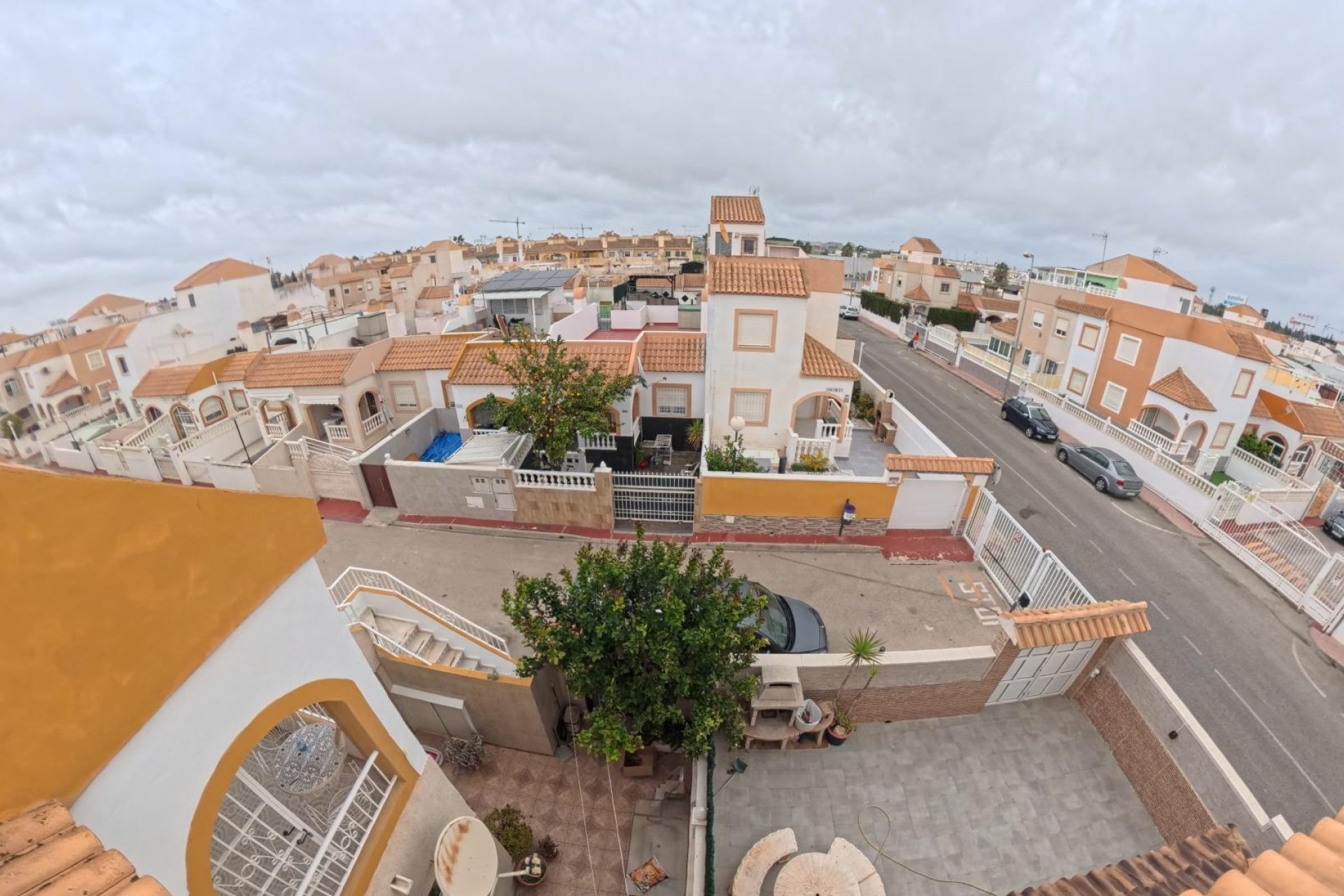 Resale - Bungalow -
Torrevieja - El Limonar