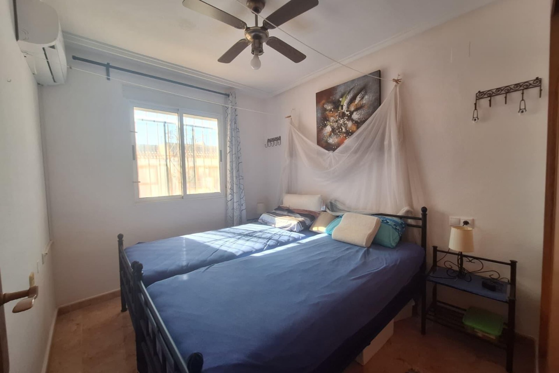 Resale - Bungalow -
Torrevieja - El Limonar