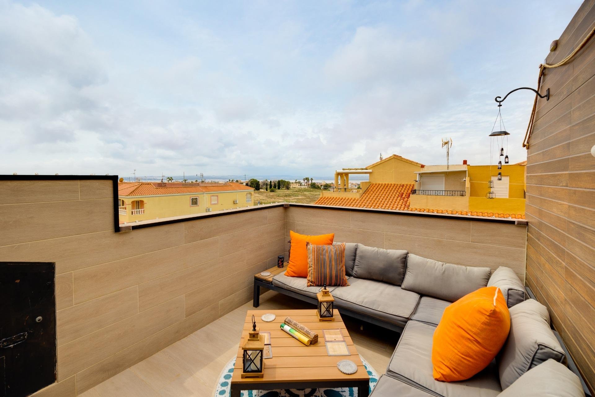 Resale - Bungalow -
Torrevieja - La Siesta - El Salado - Torreta