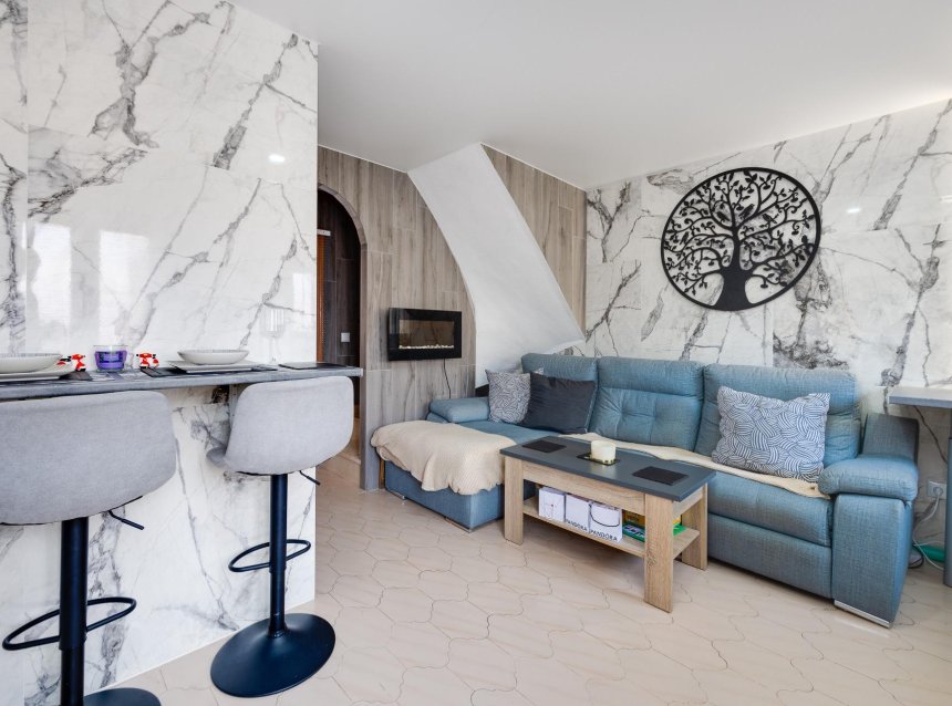Resale - Bungalow -
Torrevieja - La Siesta - El Salado - Torreta