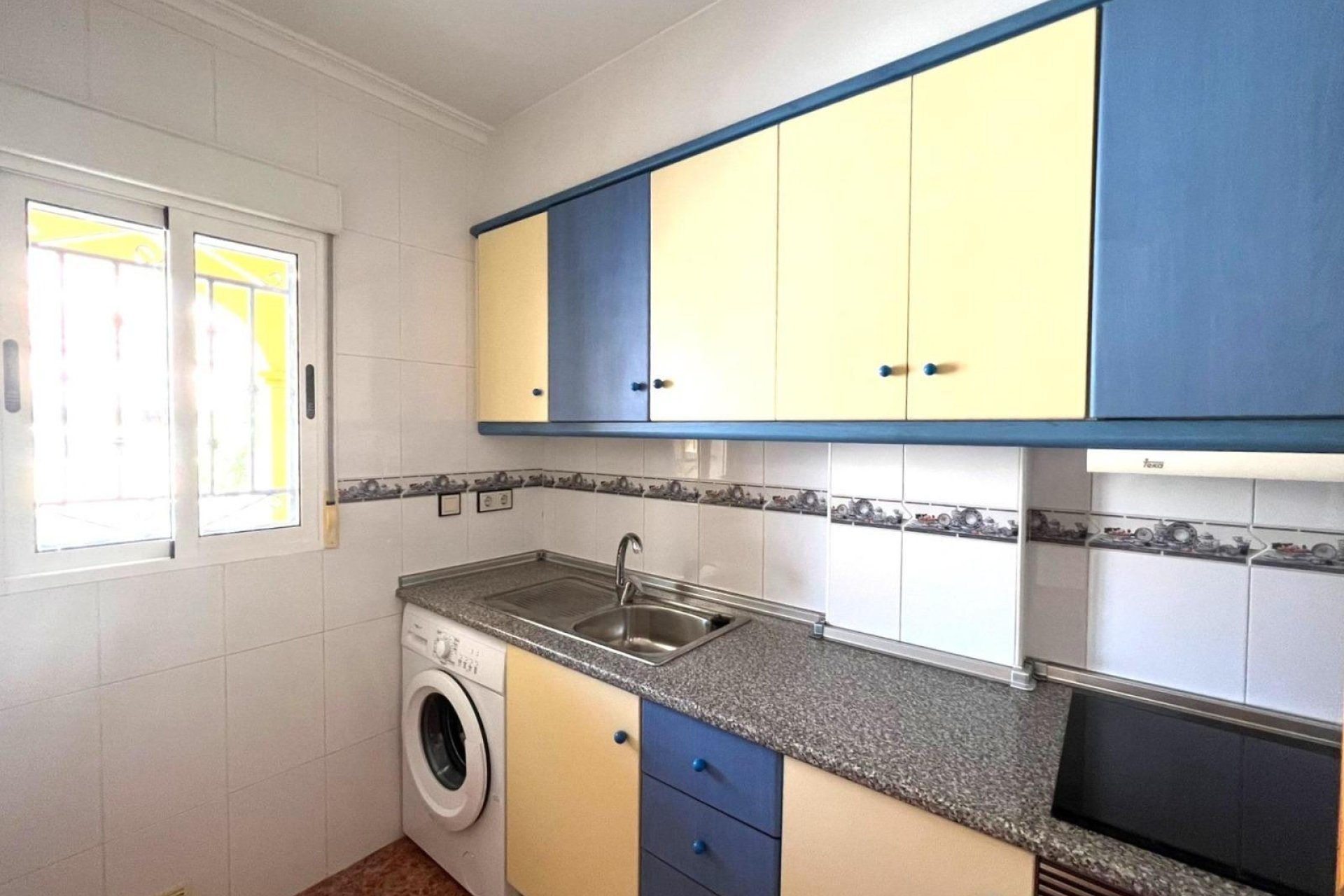 Resale - Bungalow -
Torrevieja - Los Balcones - Los Altos del Edén