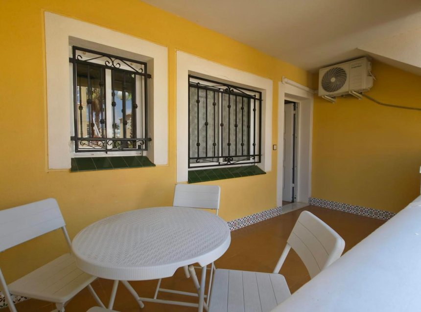 Resale - Bungalow -
Torrevieja - Los Balcones - Los Altos del Edén