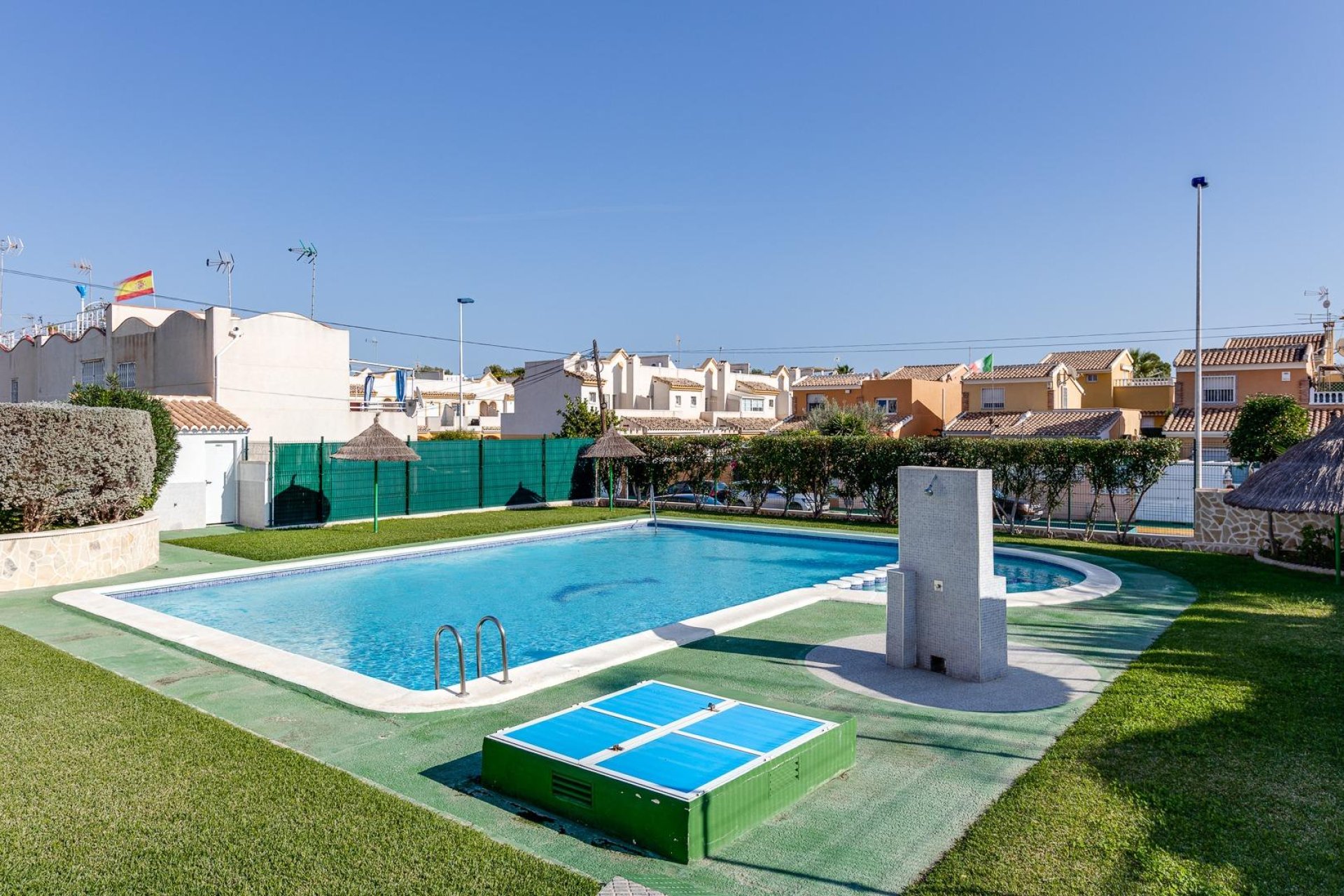 Resale - Bungalow -
Torrevieja - Los Balcones