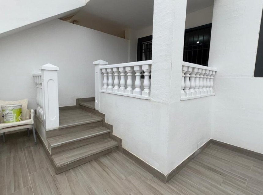 Resale - Bungalow -
Torrevieja - Parque de las Naciones