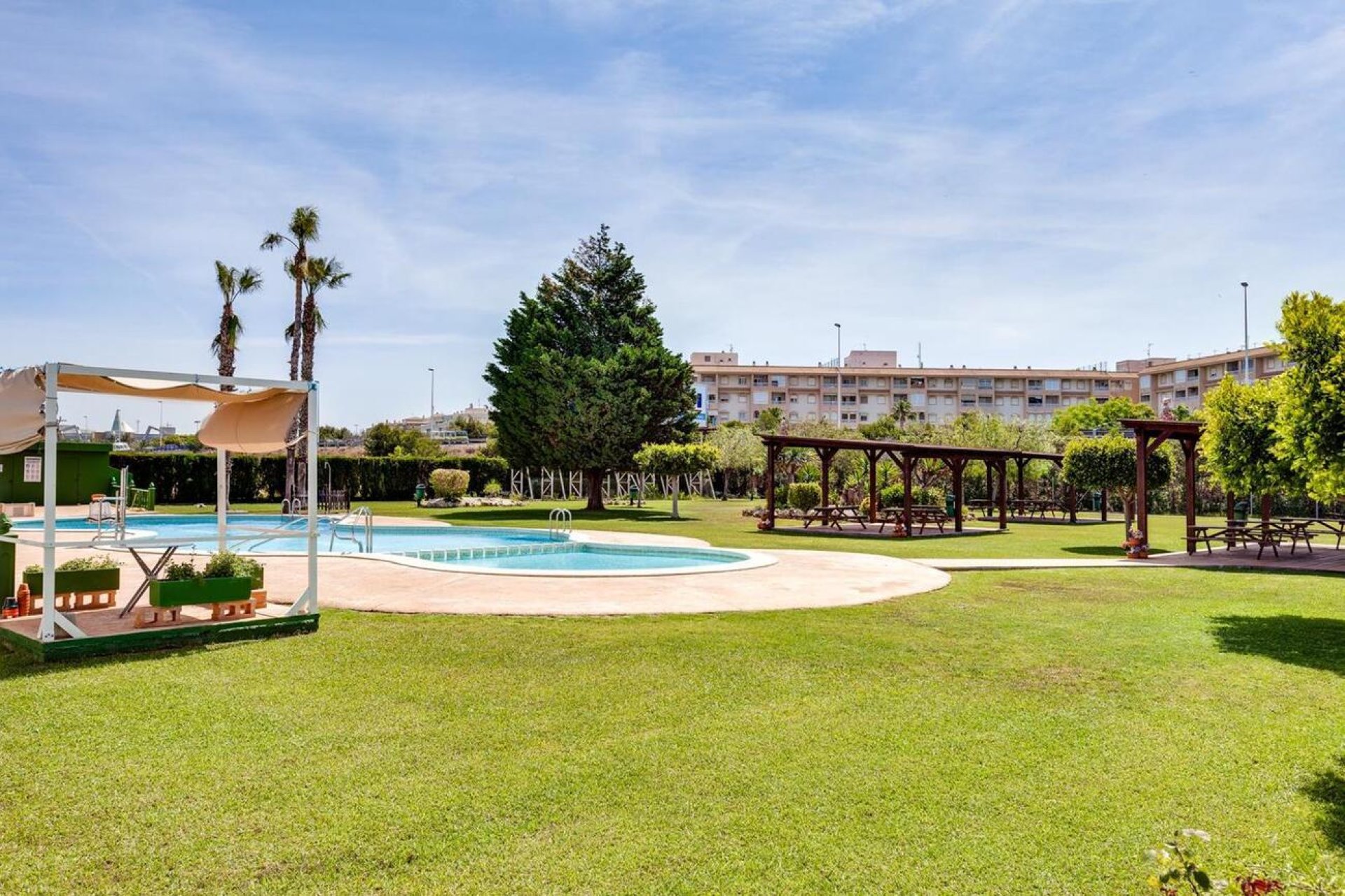 Resale - Bungalow -
Torrevieja - Parque de las Naciones