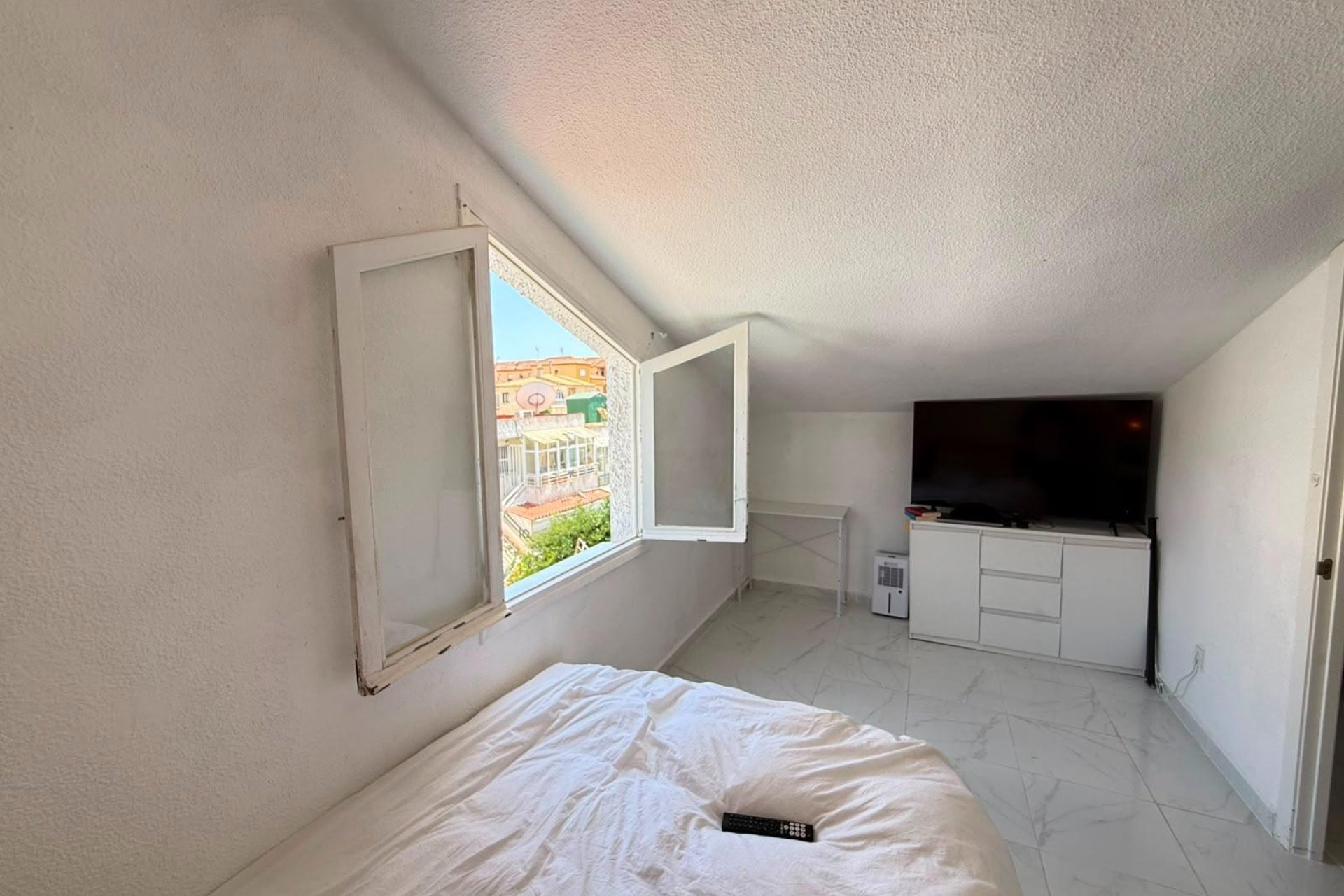 Resale - Bungalow -
Torrevieja - Playa del Cura