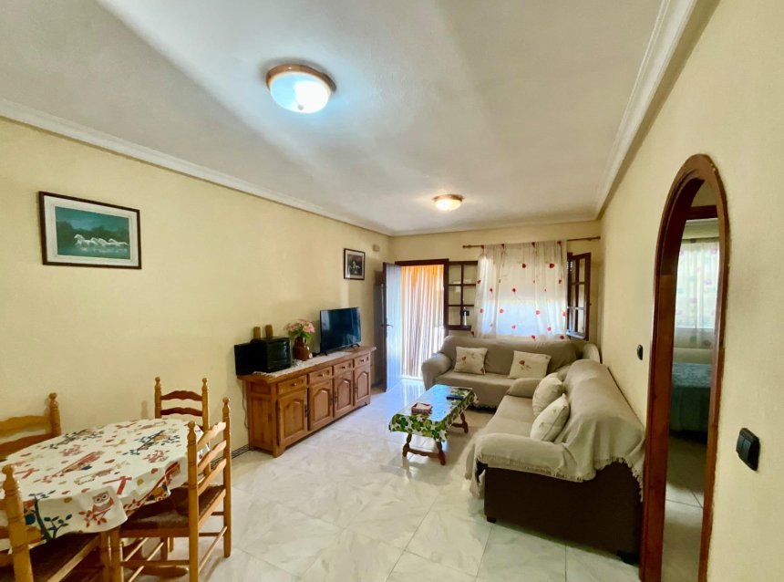 Resale - Bungalow -
Torrevieja - Torreblanca