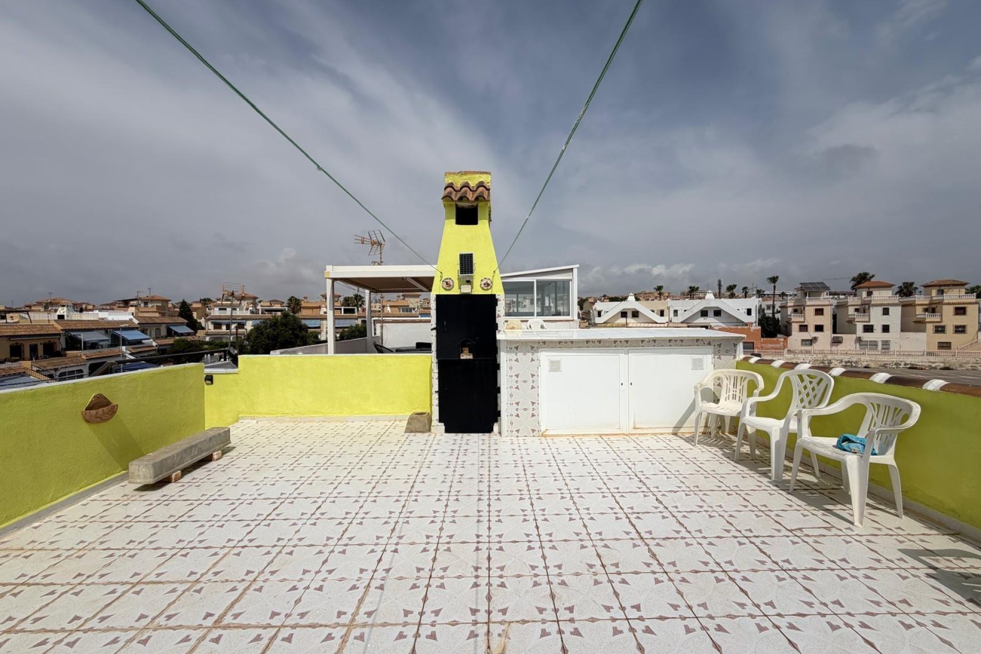 Resale - Bungalow -
Torrevieja - Torreblanca