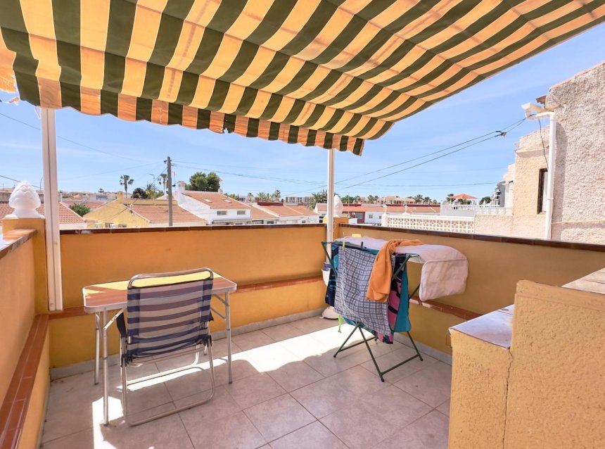 Resale - Bungalow -
Torrevieja - Torretas
