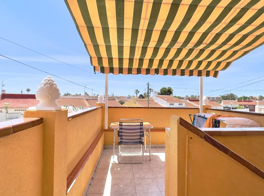 Resale - Bungalow -
Torrevieja - Torretas