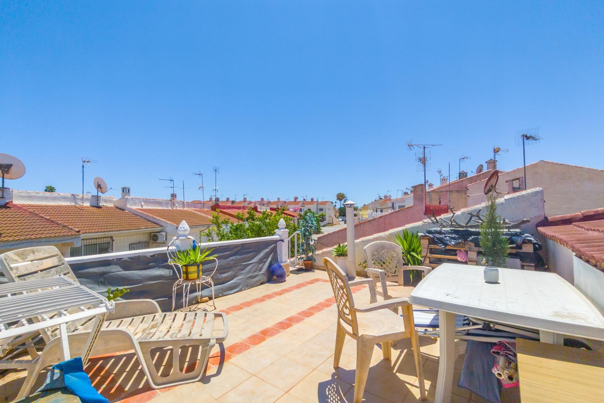 Resale - Bungalow -
Torrevieja - Torretas