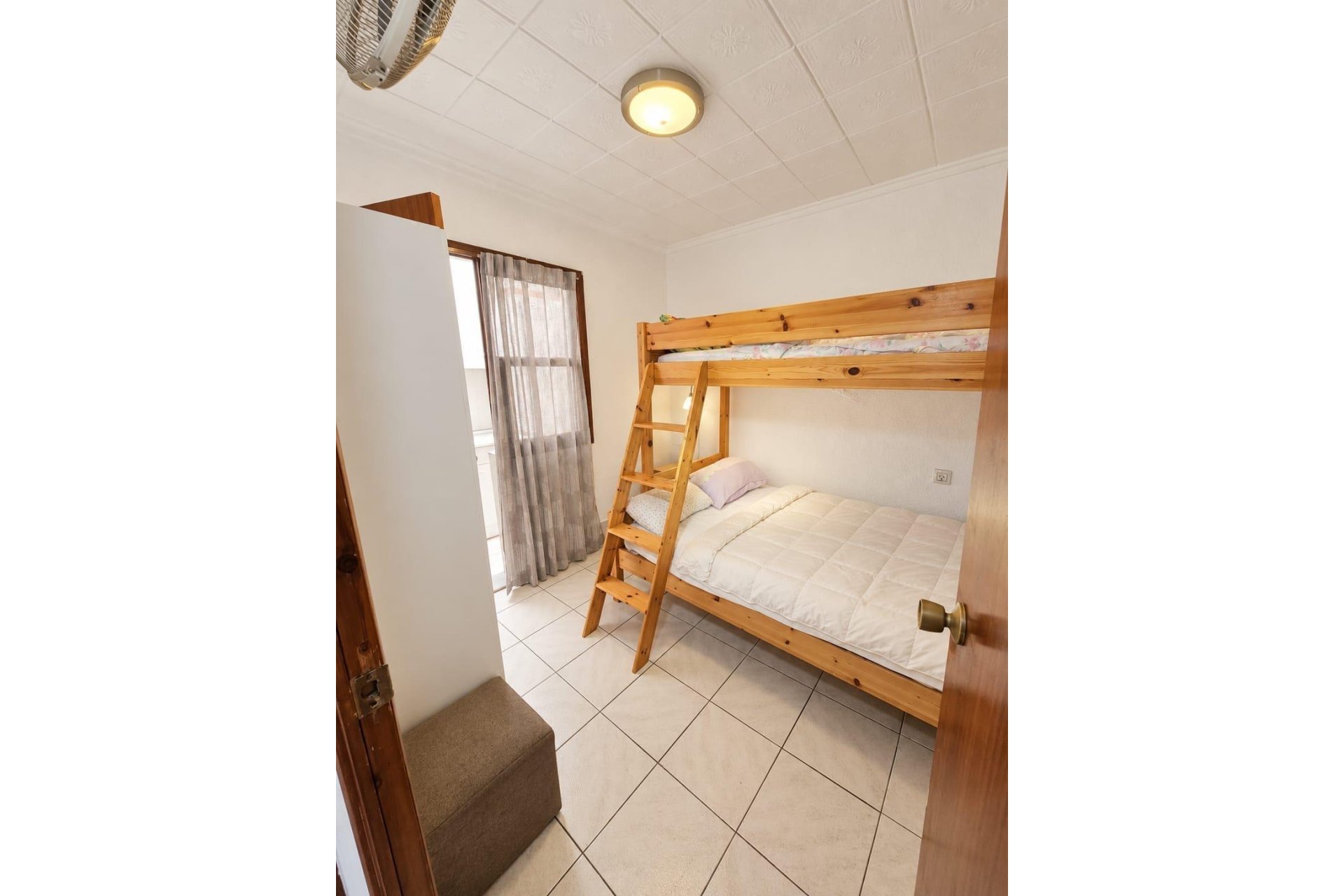 Resale - Bungalow -
Torrevieja - Torretas