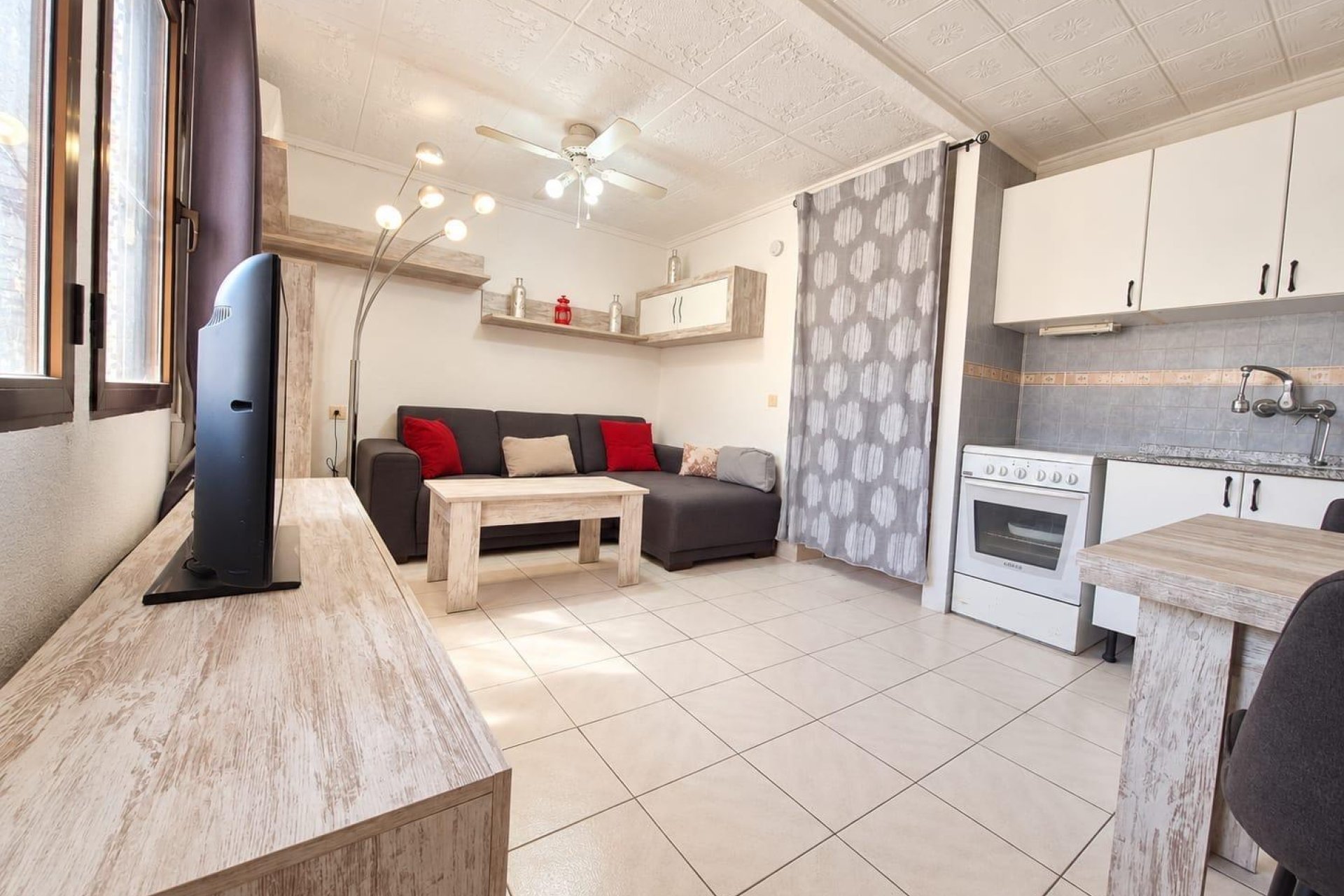 Resale - Bungalow -
Torrevieja - Torretas